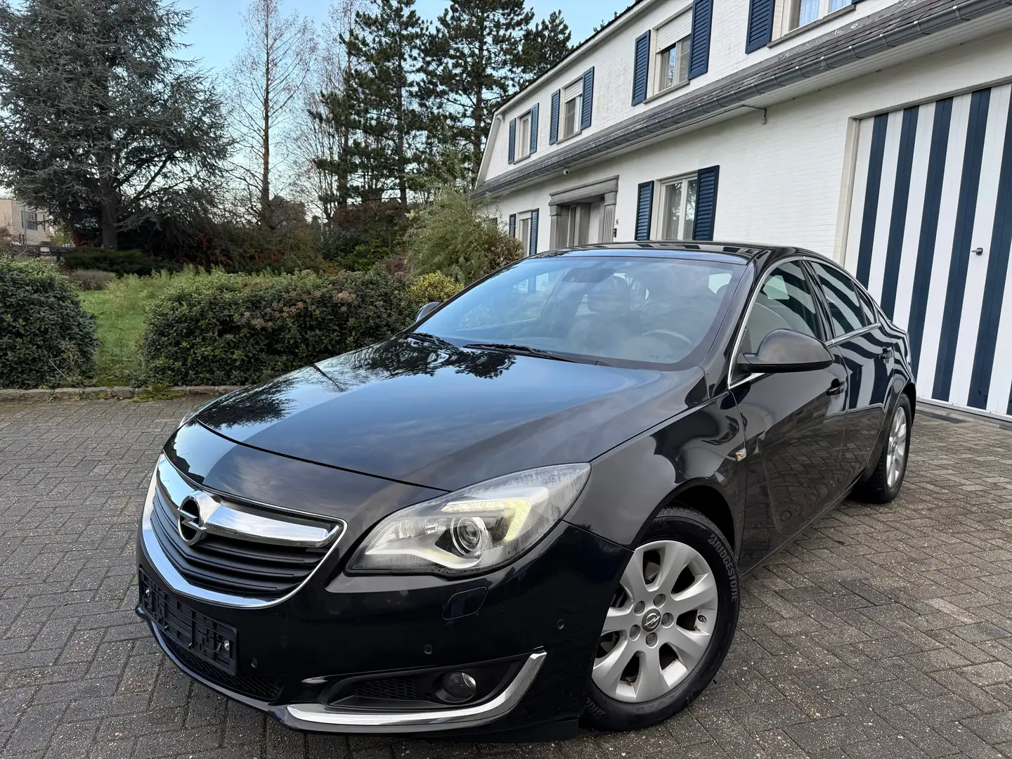 Opel Insignia Insignia 1.6 CDTI ecoFLEX Start/Stop Sport Zwart - 1