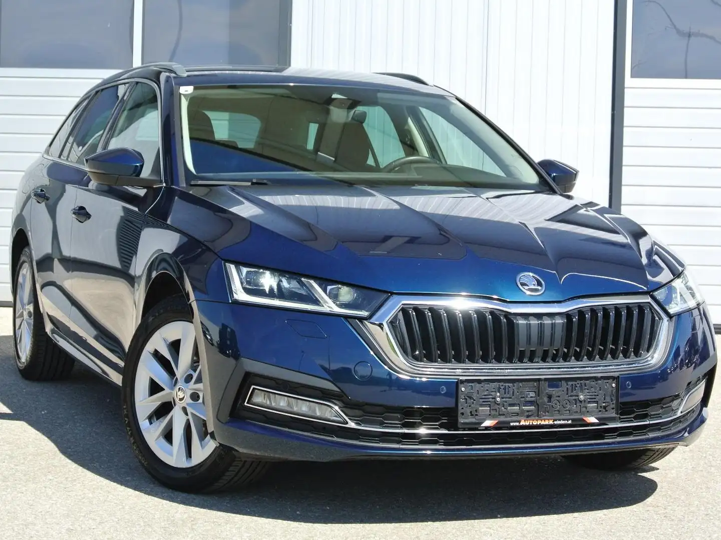 Skoda Octavia Kombi 1.4 TSI IV Hybird DSG Style * LED * NAVI* Blau - 1