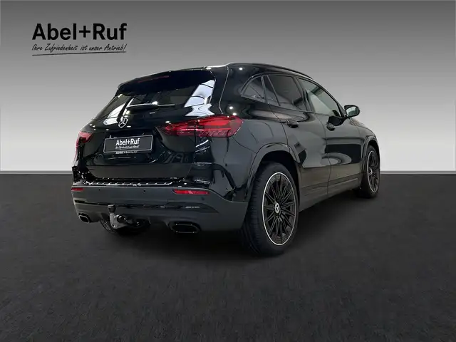 Mercedes-Benz Gla Class view 5