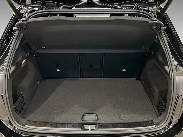 Mercedes-Benz Gla Class view 6