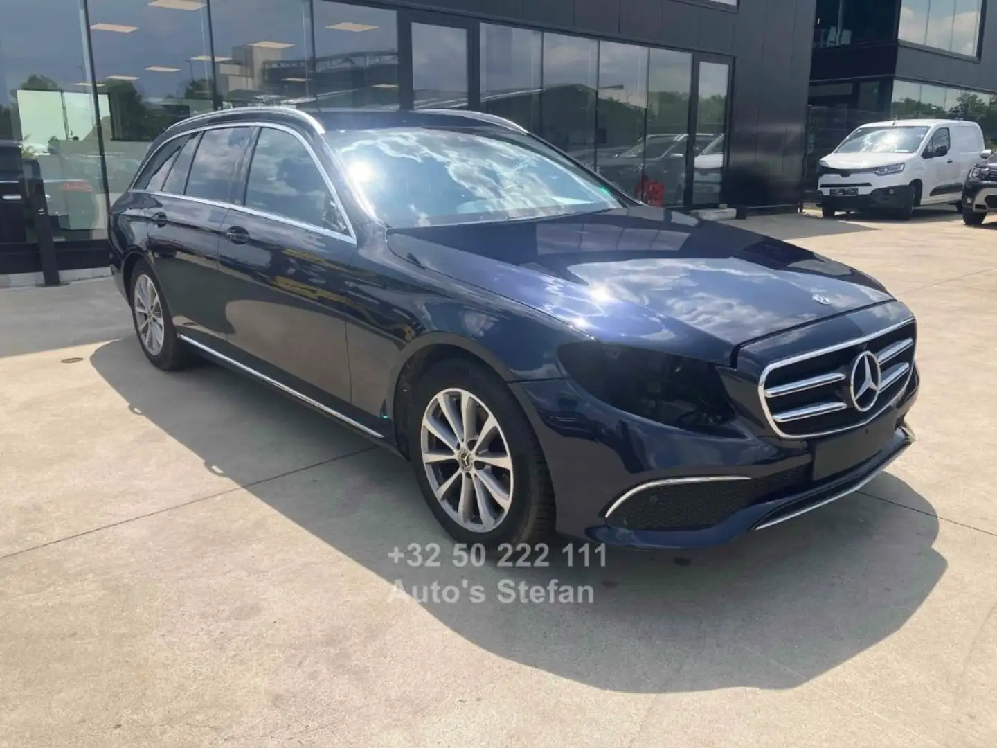 Mercedes-Benz E 200 d Bleu - 1