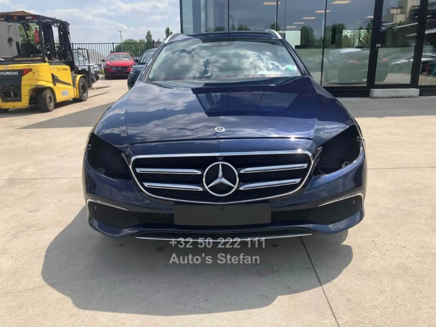 Mercedes-Benz E 200 d Bleu - 2