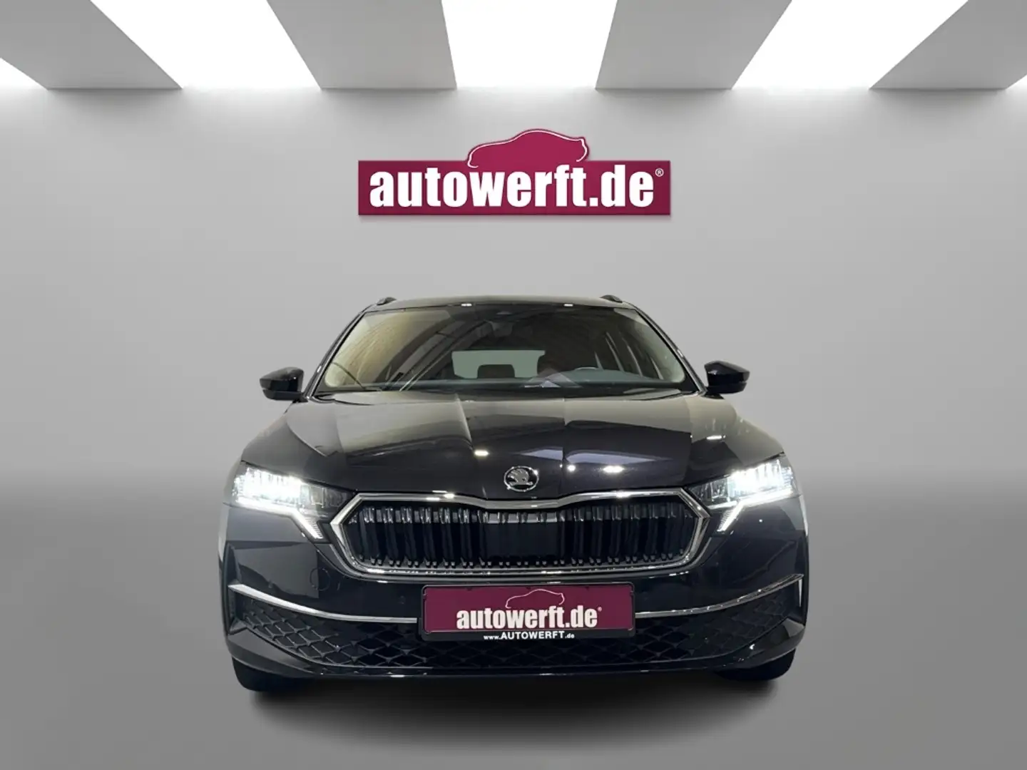 Skoda Octavia 2.0 TDI DSG SELECTION AHK CAM 17Z NAVI FAMILY ASSI Schwarz - 2