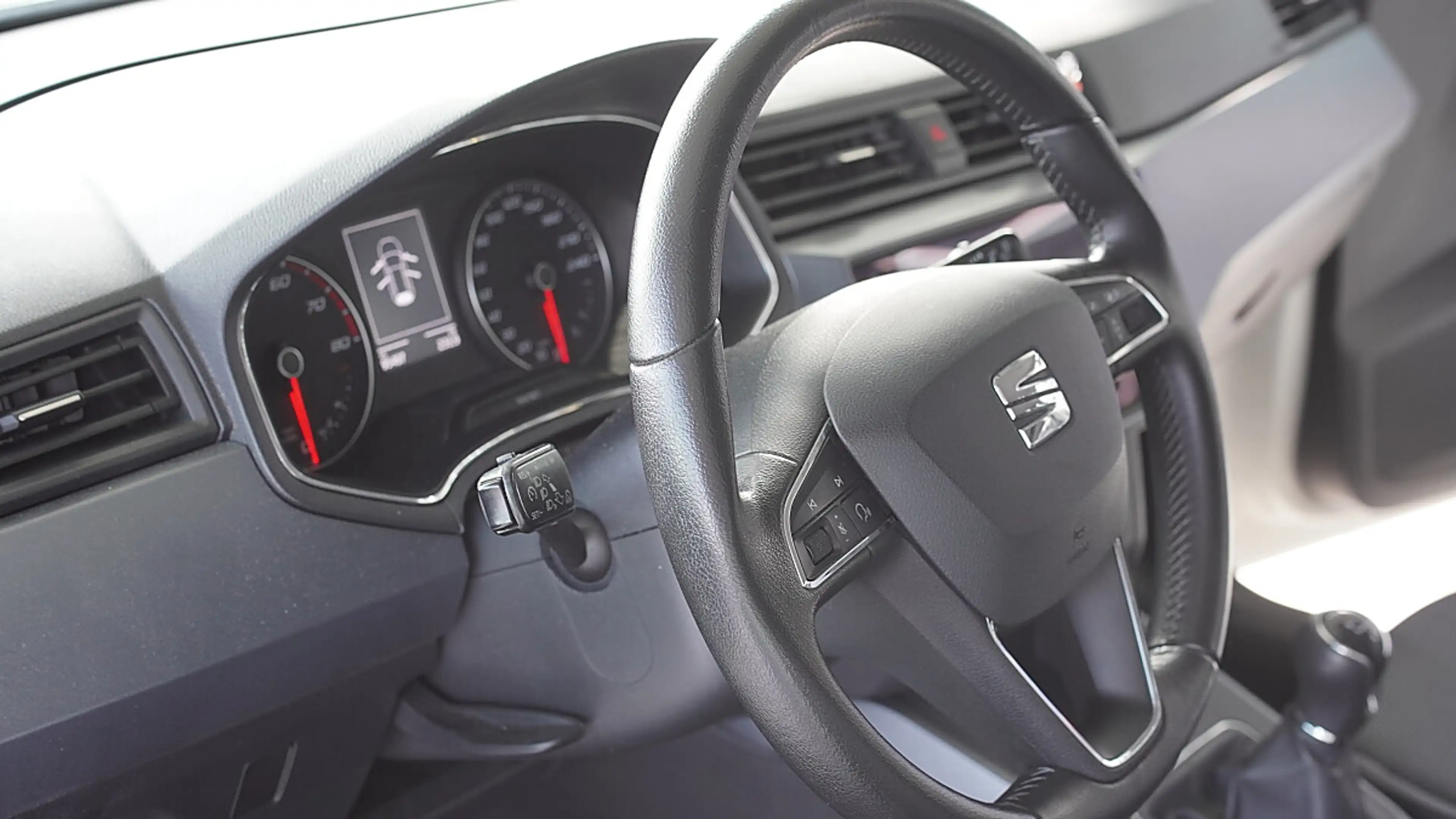SEAT Arona 1,0 Eco TSI Style //TOPZUSTAND//PICKERL//NEU// — photo 14