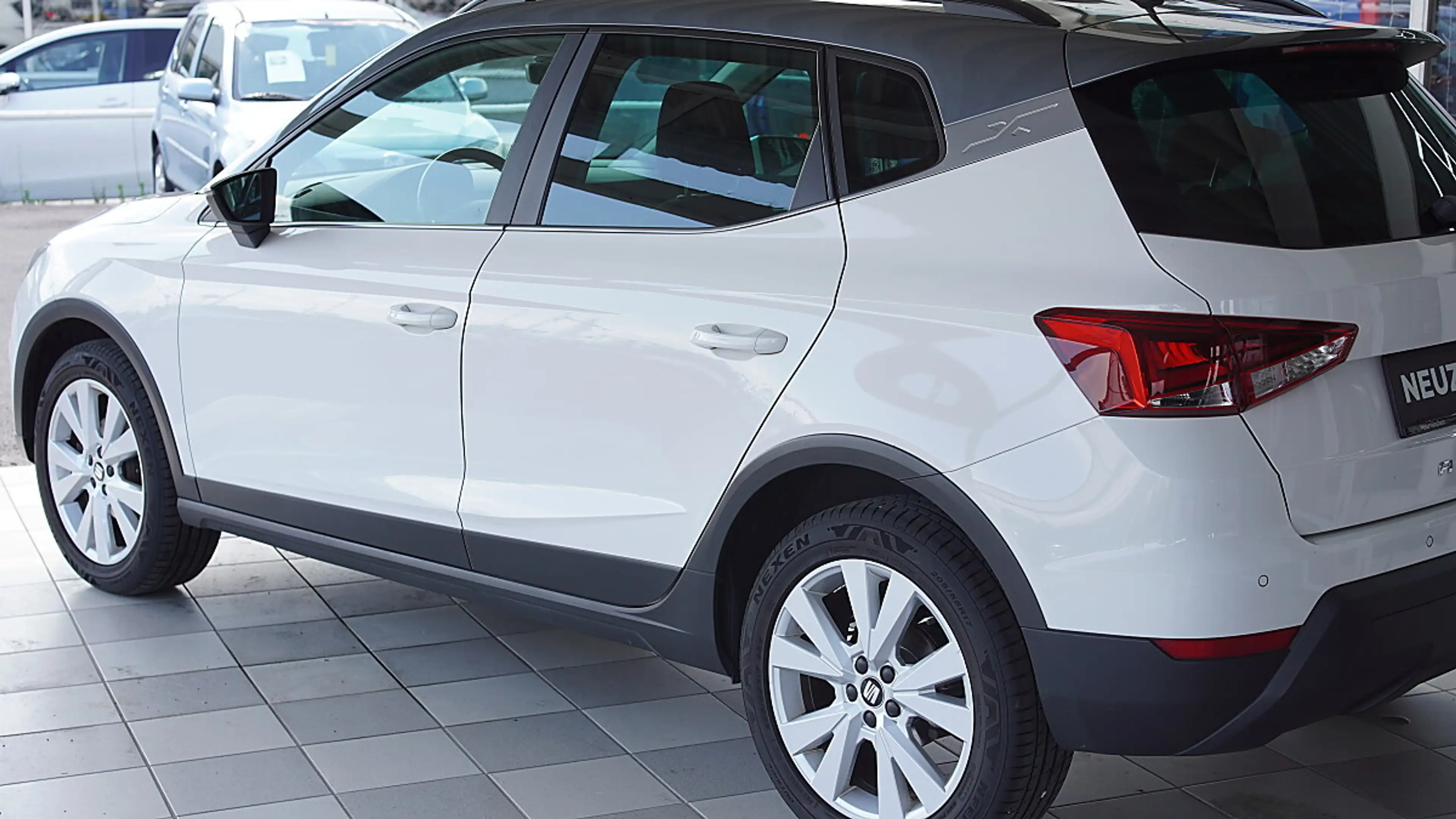 SEAT Arona 1,0 Eco TSI Style //TOPZUSTAND//PICKERL//NEU// — photo 3