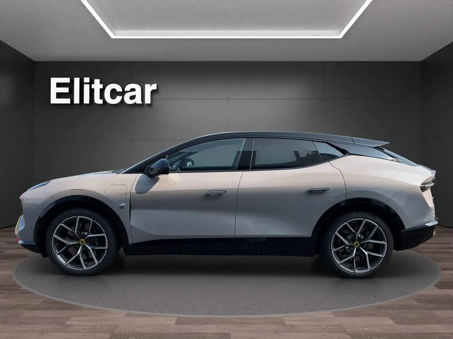 Lotus Eletre S Сірий - 2