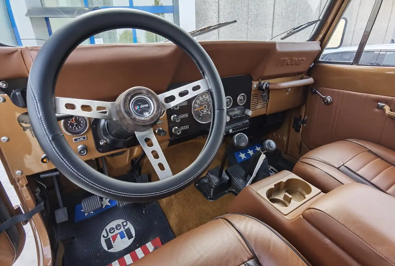 Jeep CJ-7 Golden Eagle 5.0 V8 Manuale, foto 10