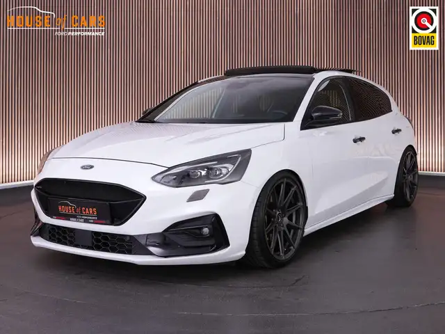 2019 Ford Focus in White for sale