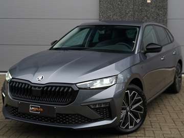 Tour MODEL 2025 * MATRIX/ KEYLESS / CAM /CARPLAY *