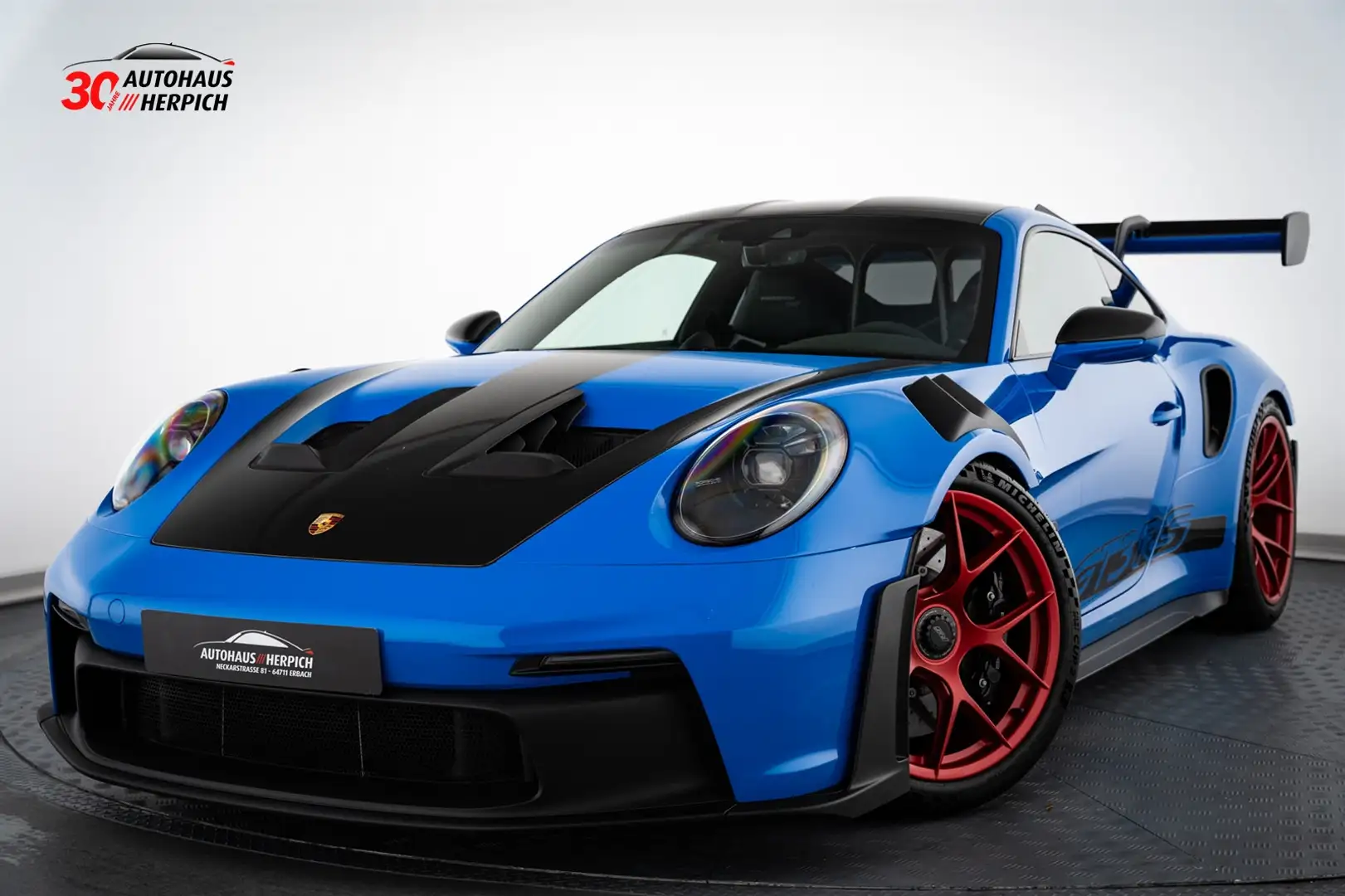 Porsche 992 GT3RS Sharkblue Pyrored Weissach PCCB Lift Blau - 1