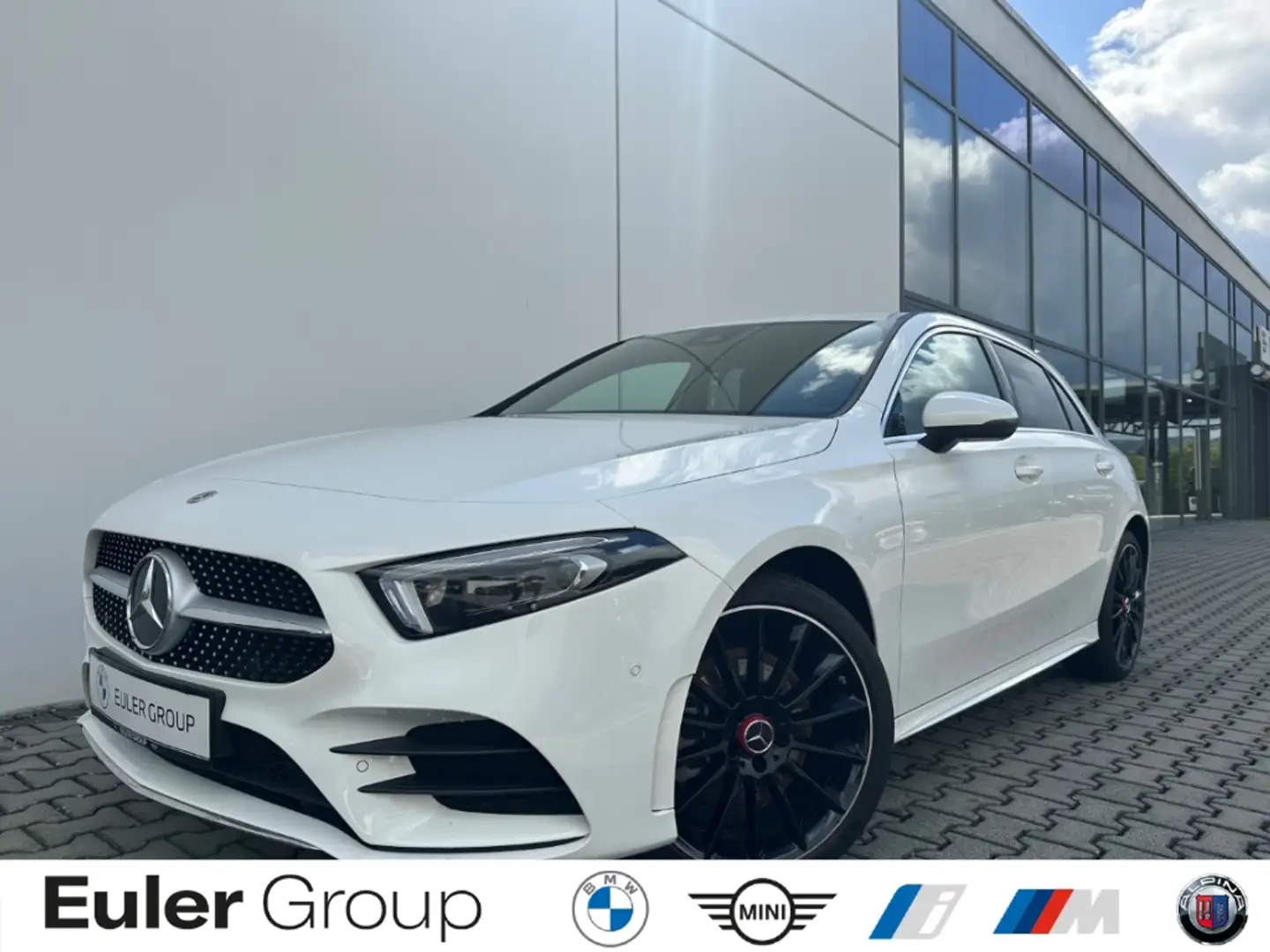 Mercedes-Benz A 250 Advanced AMG Line ACC CarPlay LED RFK Weiß - 1