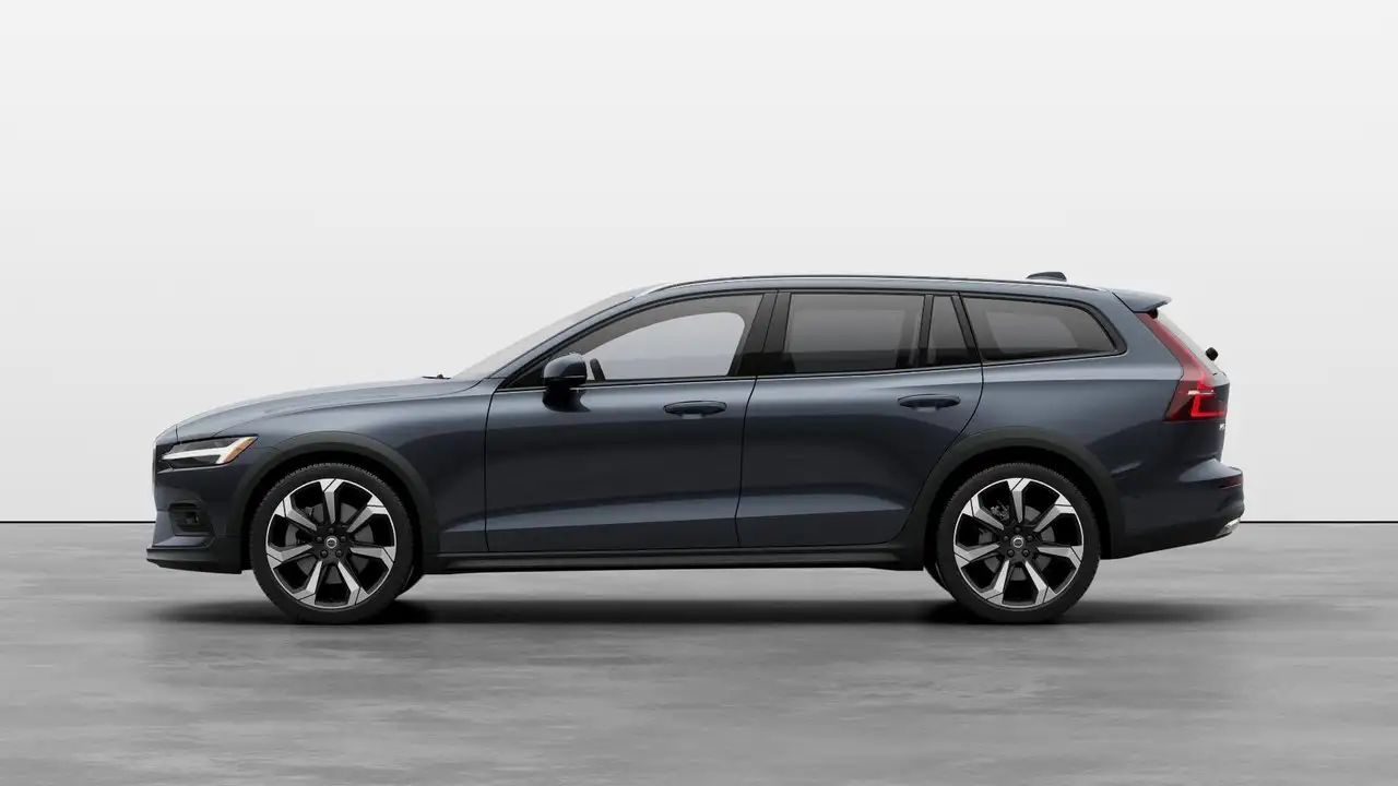 Volvo V60 Cross Country photo Volvo V60 Cross Country