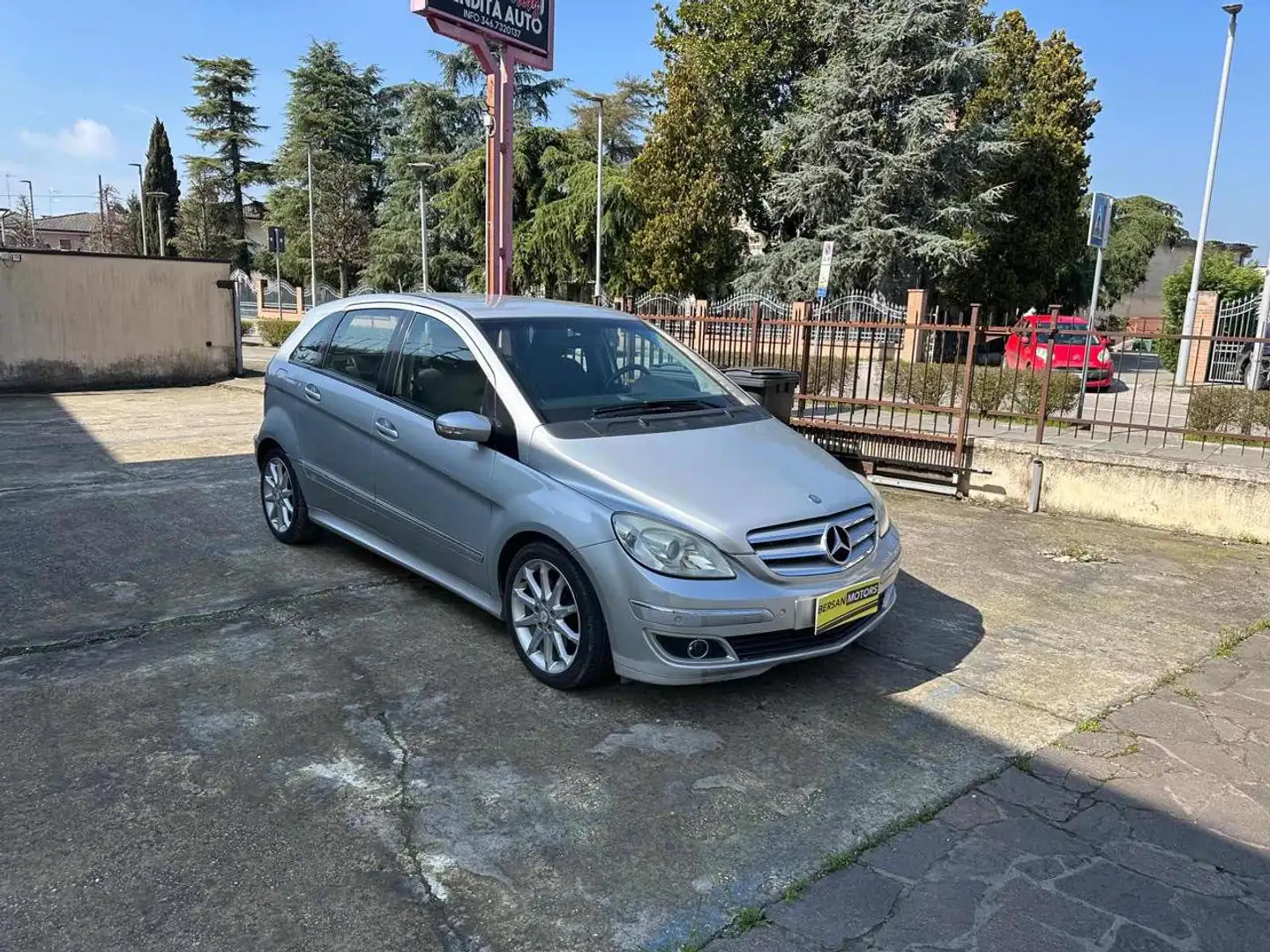 Mercedes-Benz B 200 CDI Chrome Grigio - 1