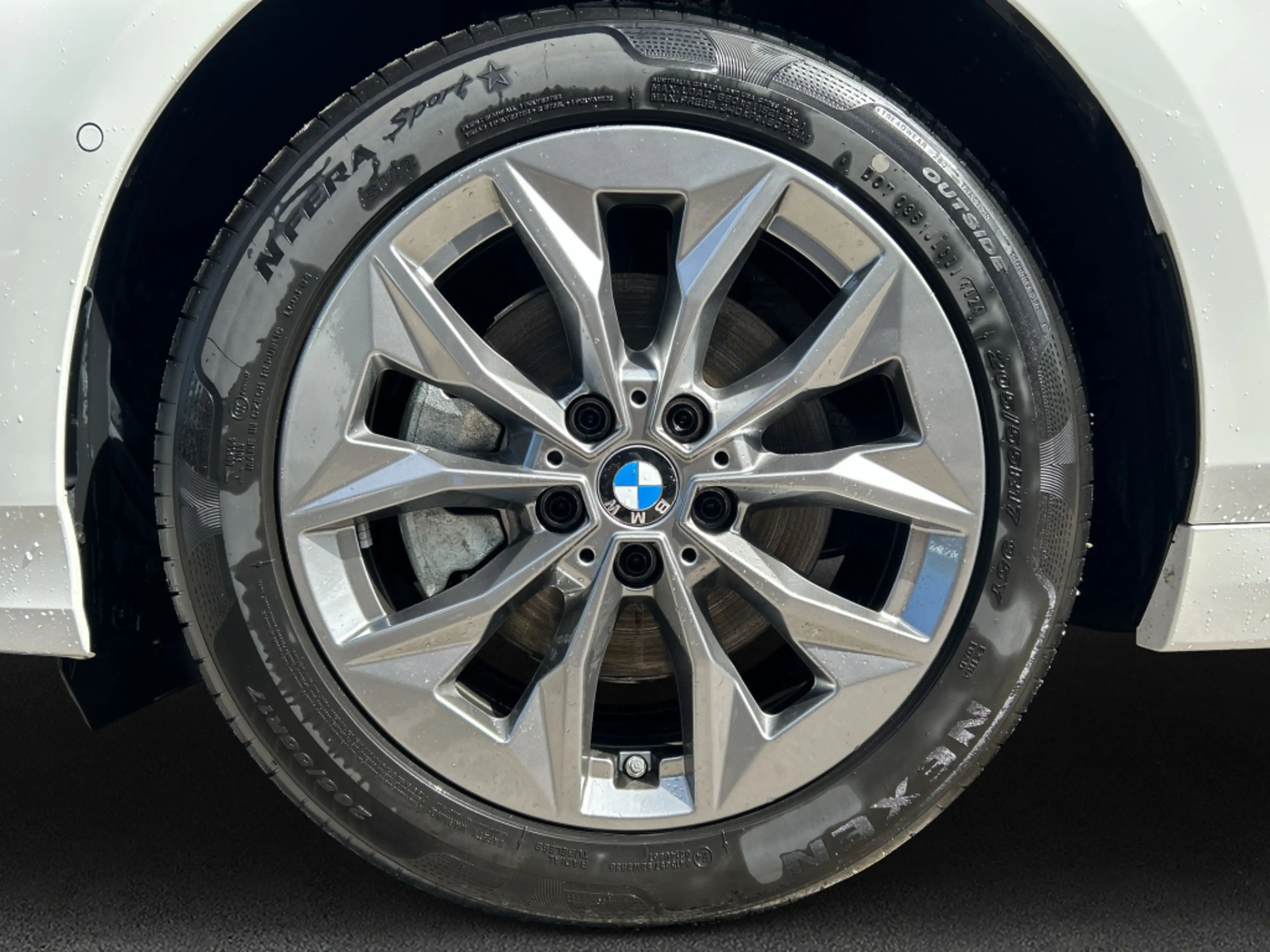 BMW 120 d LED HeadUp Komfortzugang — photo 8