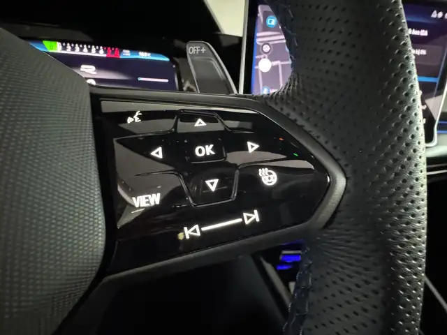 Volkswagen Golf view 14