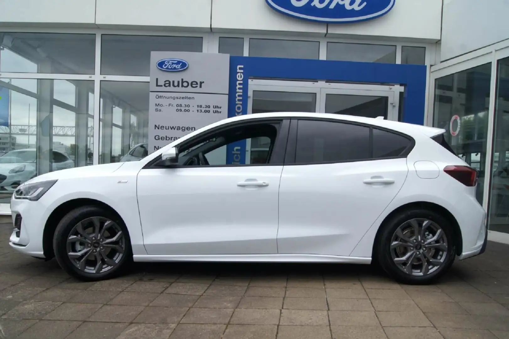 Ford Focus Focus MHEV ST-Line Style++LED, Kamera, KeyFree  BC Bianco - 2