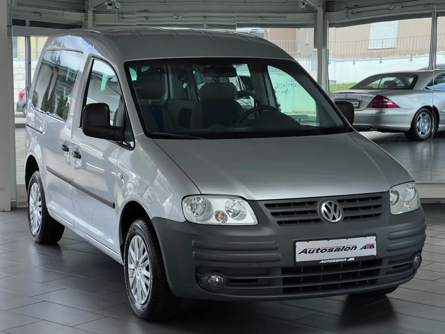 Volkswagen Caddy 1.6 Life | KLIMA | TÜV 09-2025 | Argintiu - 1