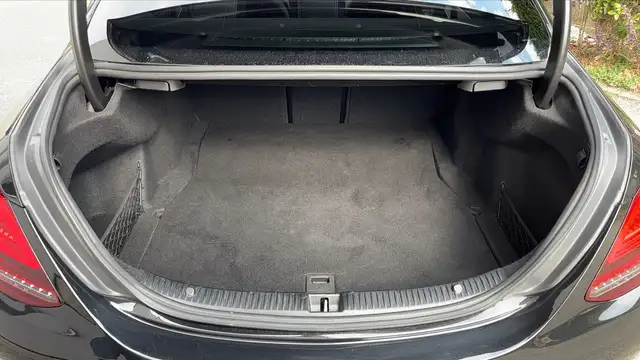 Mercedes-Benz C-Class view 14