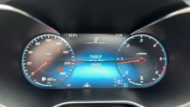 Mercedes-Benz C-Class view 12