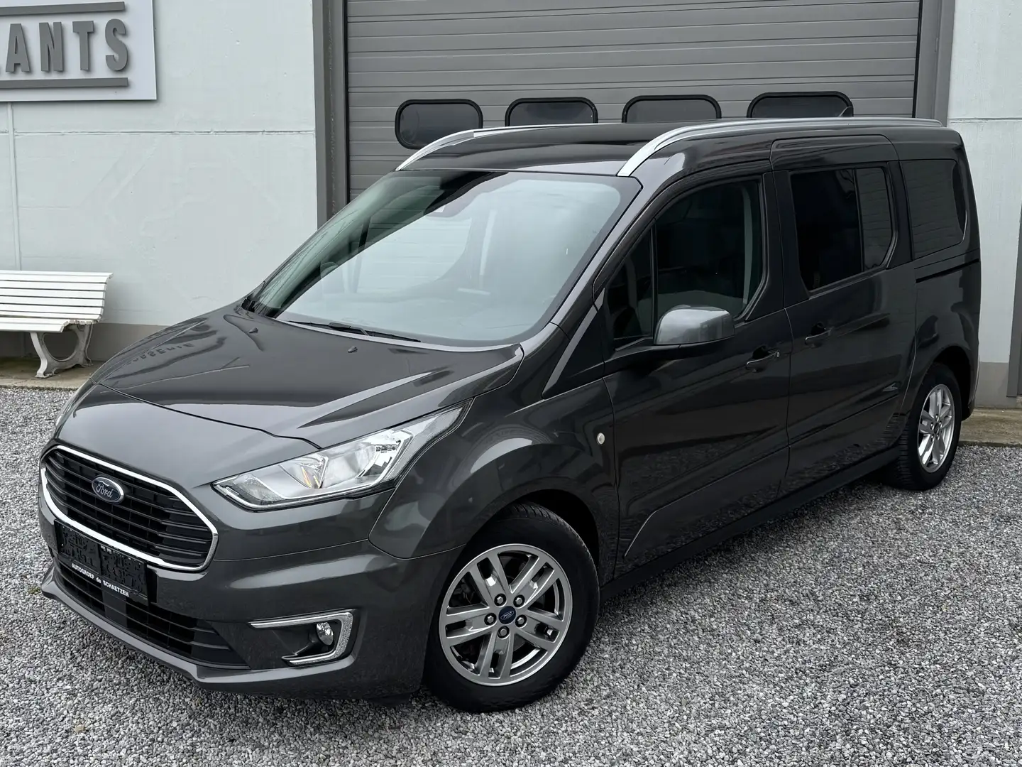 Ford Tourneo Connect 1.5 TDCi // FULL OPTION // 7 SEATS // PANO // NAVI Šedá - 1