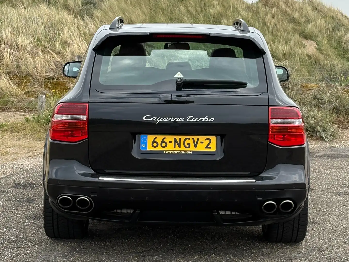 Porsche Cayenne Cayenne Turbo Schwarz - 1