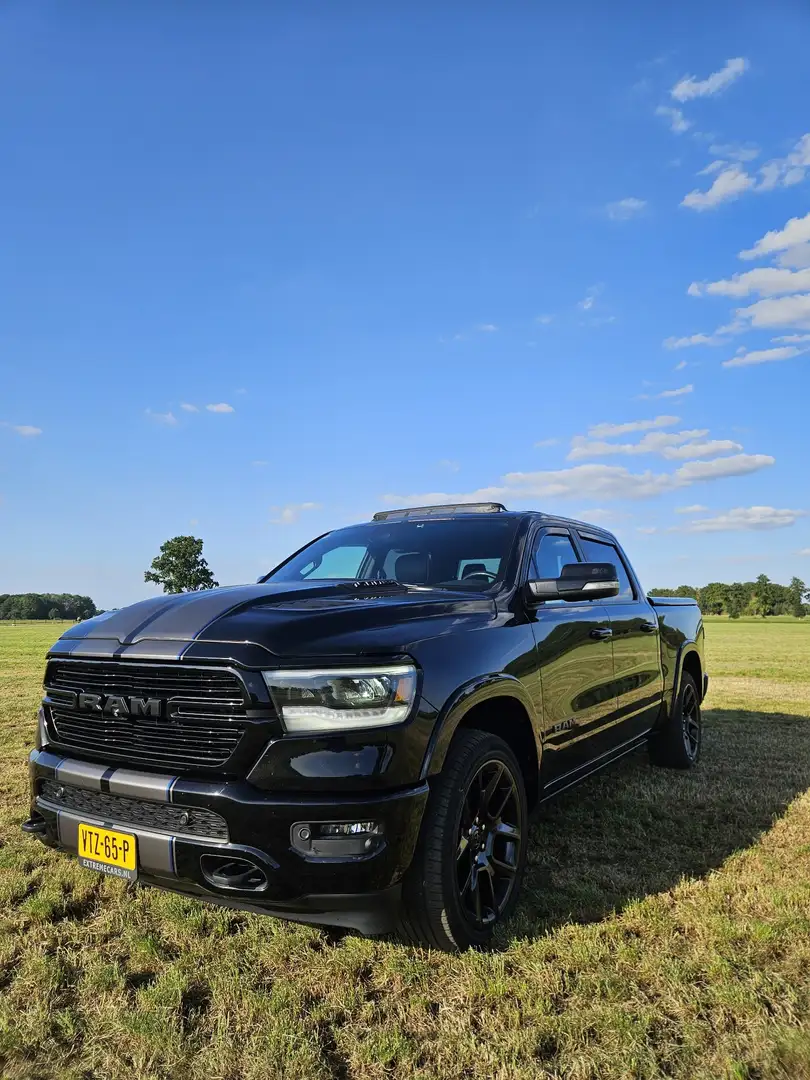Dodge RAM LARAMIE SPORT NIGHT - 2