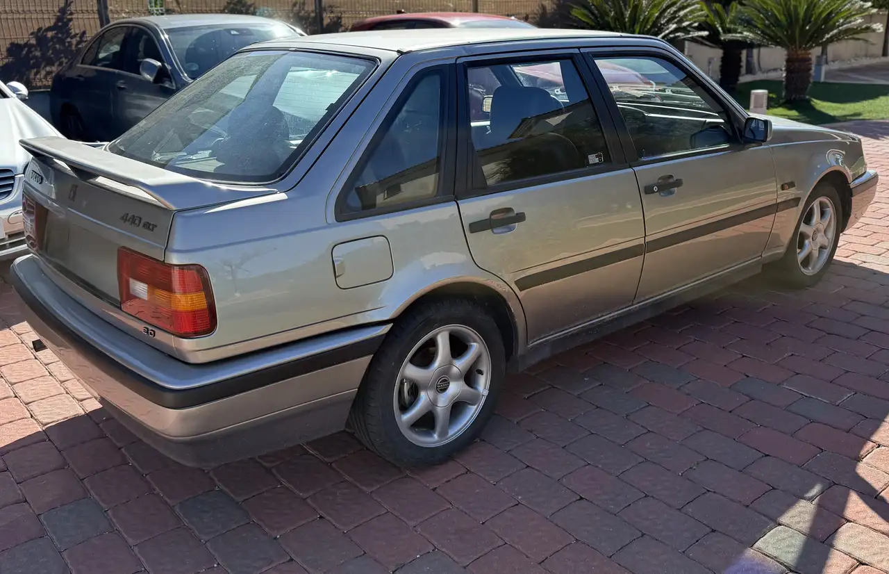 Volvo 440 2.0 GLT, foto 6