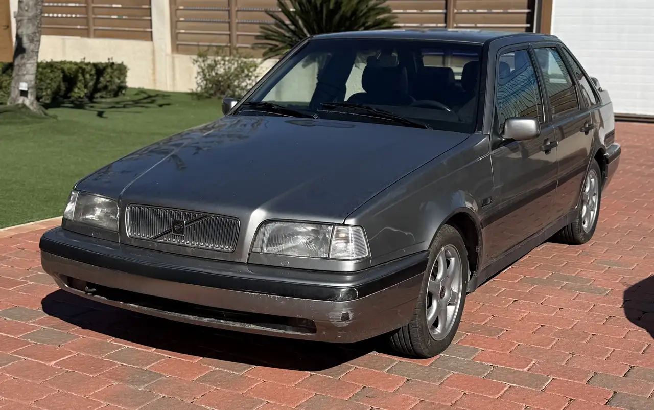 Volvo 440 2.0 GLT, foto 2