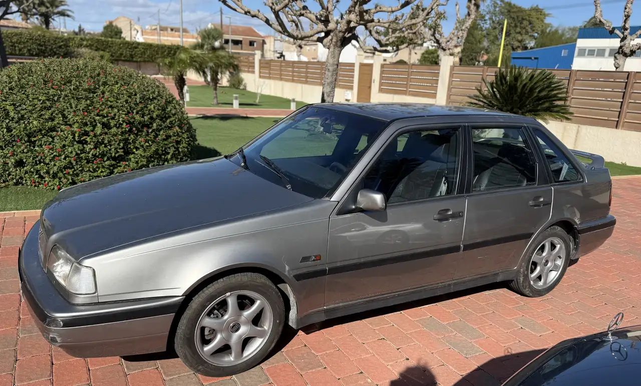 Volvo 440 2.0 GLT, foto 3