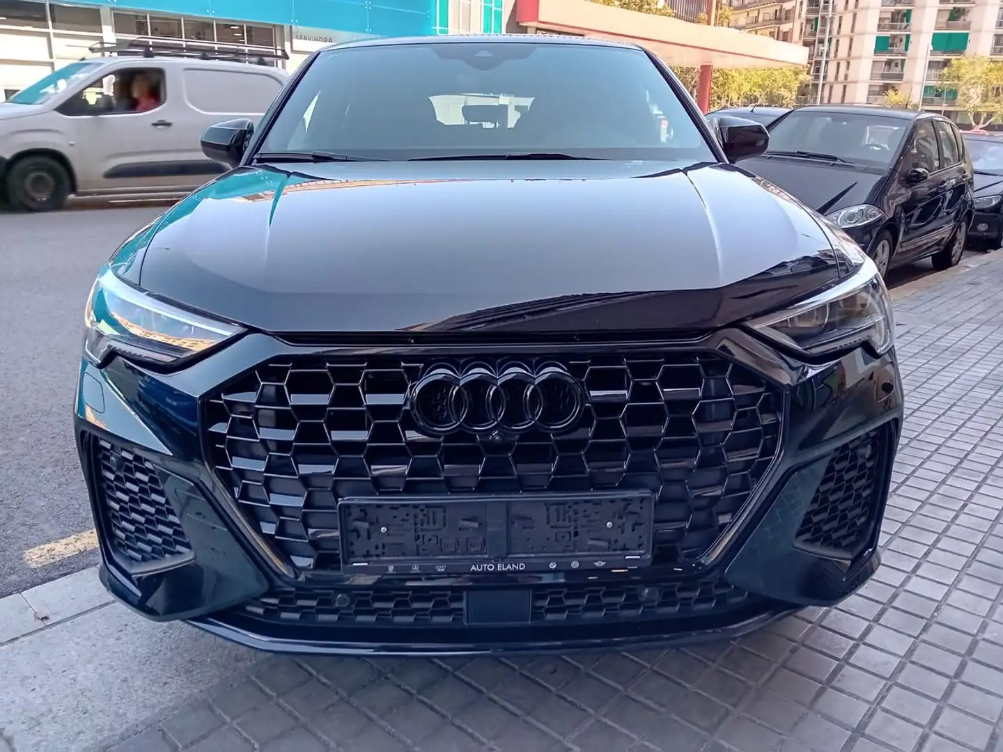 Audi RS Q3 Sportback 2.5 TFSI quattro S tronic Schwarz - 2