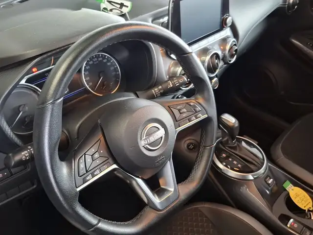 Nissan Juke view 12