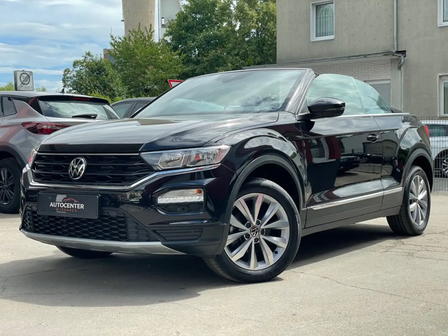 Volkswagen T-Roc Cabriolet Style*MFL*SHZ*KLIMAAUTOMATIK* Noir - 1