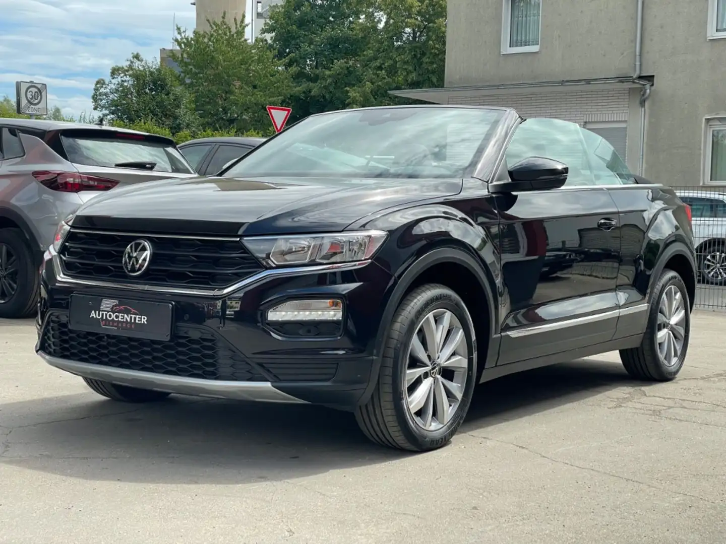 Volkswagen T-Roc Cabriolet Style*MFL*SHZ*KLIMAAUTOMATIK* Noir - 2