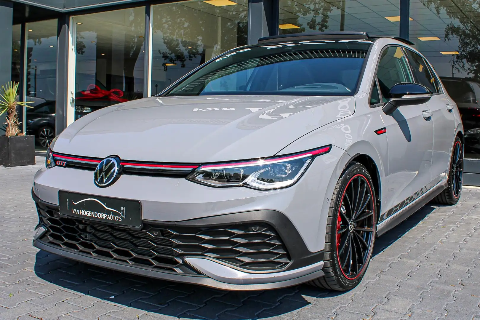 Volkswagen Golf GTI 2.0 TSI CLUBSPORT 45 JAHRE PANO HUD H&K AKRAPOVIC Grau - 1