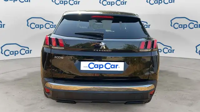 Peugeot 3008 view 3