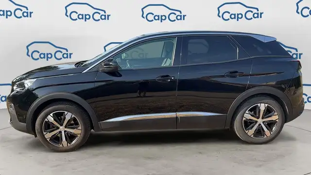 Peugeot 3008 view 2