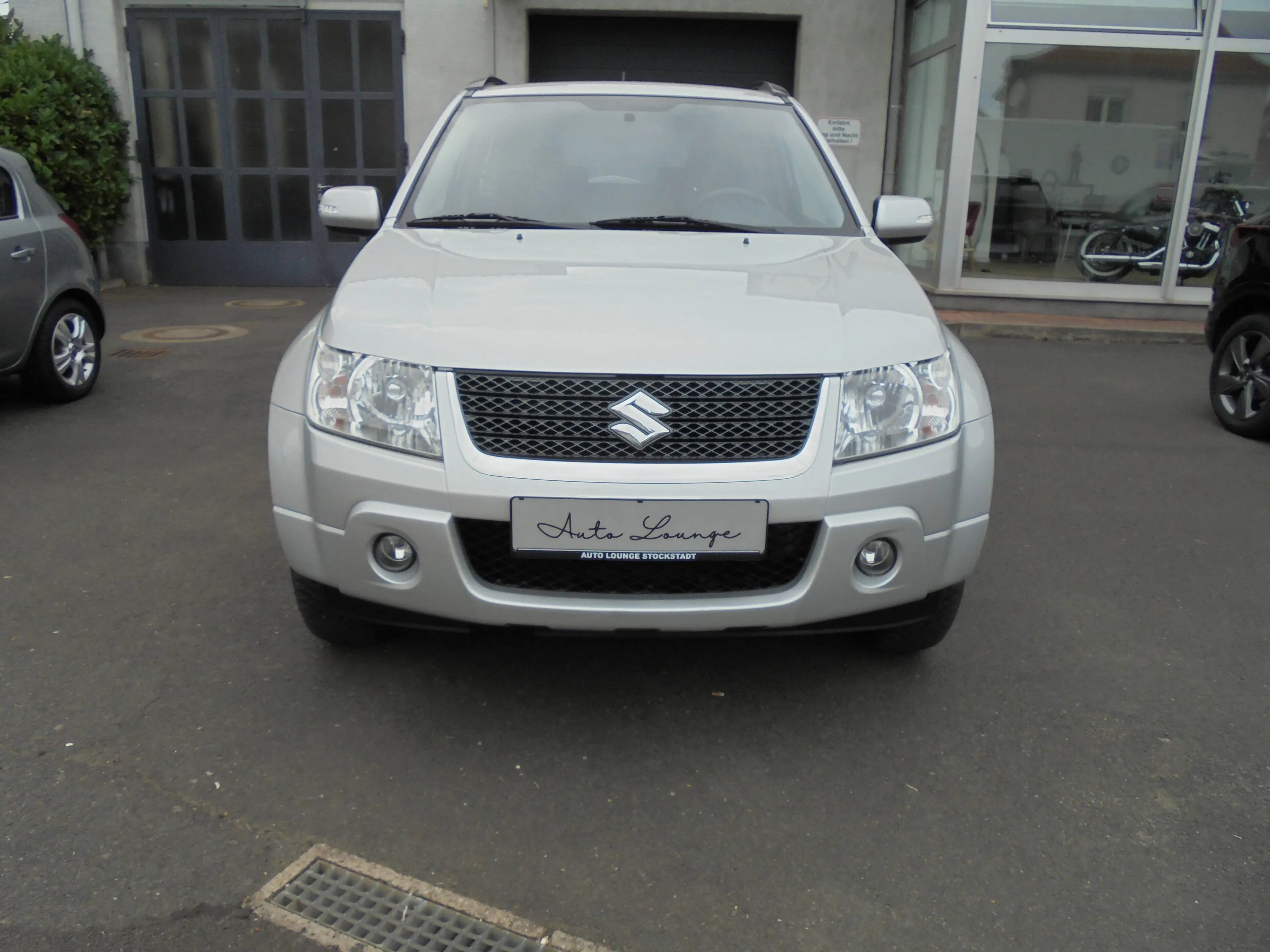 Suzuki Grand Vitara 1.9 DDIS 3 Türer - 1. Hand - Allrad - Klima - Zahnriemen neu - Top Zustand — photo 8