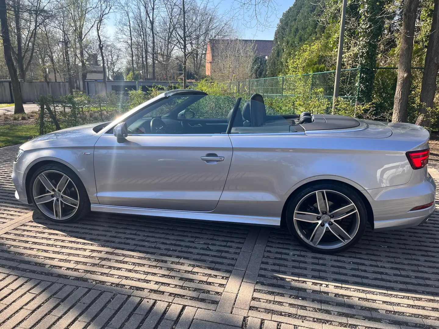 Audi A3 2.0 TFSI Cabrio quattro S tronic sport - 2
