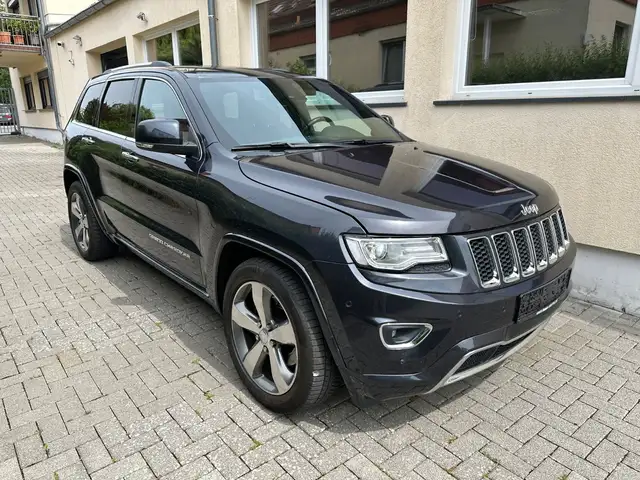 Jeep Grand Cherokee 3.0 CRD Overland PANO AHK LEDER