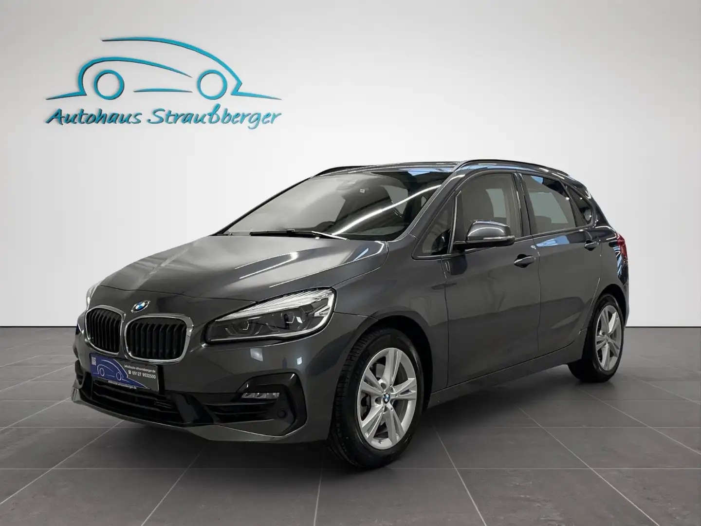 BMW 220 i AT Advantage Navi RFK HiFi NP: 49.000€ Grey - 2