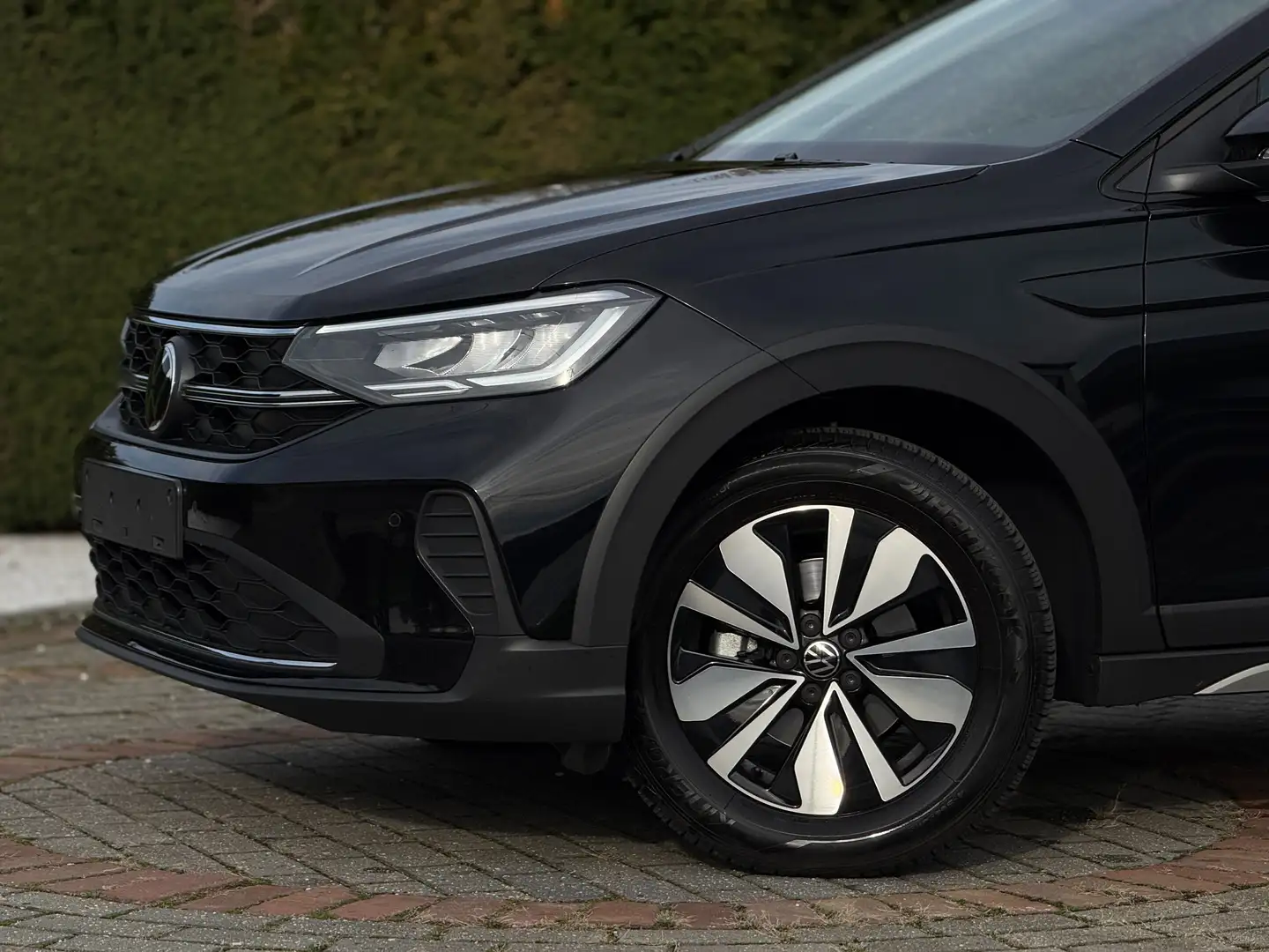 Volkswagen Taigo LED/Adaptive Cruise/Carplay/Ambient light/Lane-Ass Noir - 2