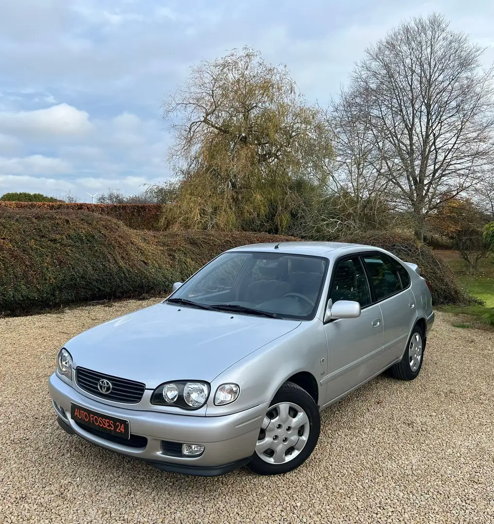 Toyota Corolla 1.6i VVT-i 16v Linea Sol BOITE AUTOMATIQUE + AIRCO Zilver - 1