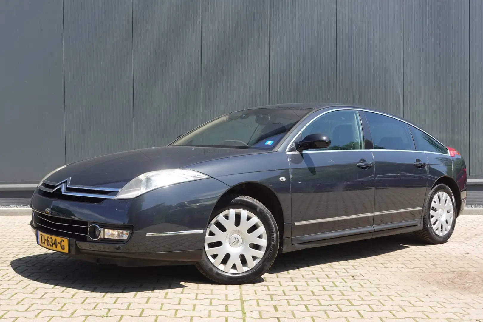 Citroen C6 2.2 HdiF Grau - 1