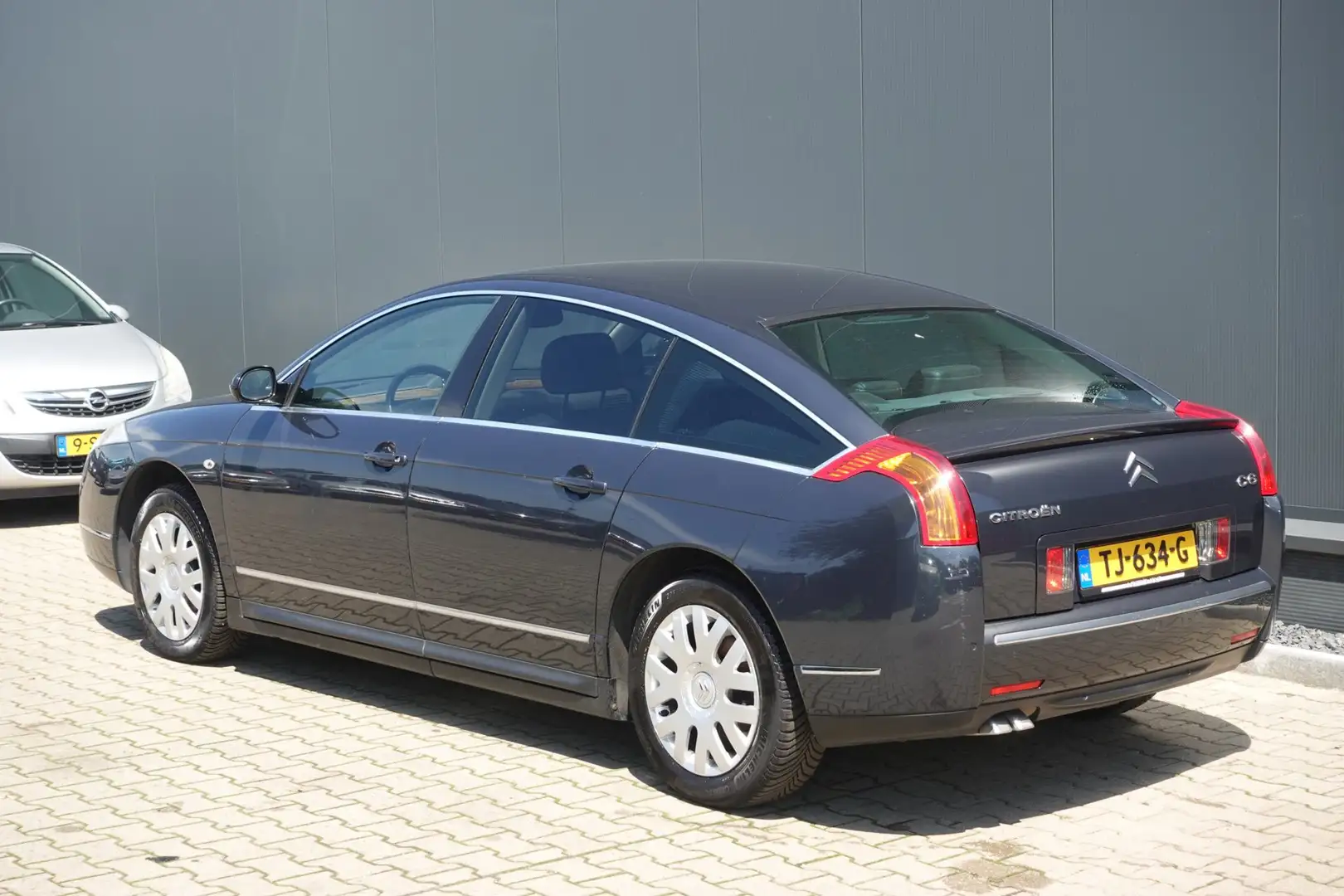 Citroen C6 2.2 HdiF Grau - 2