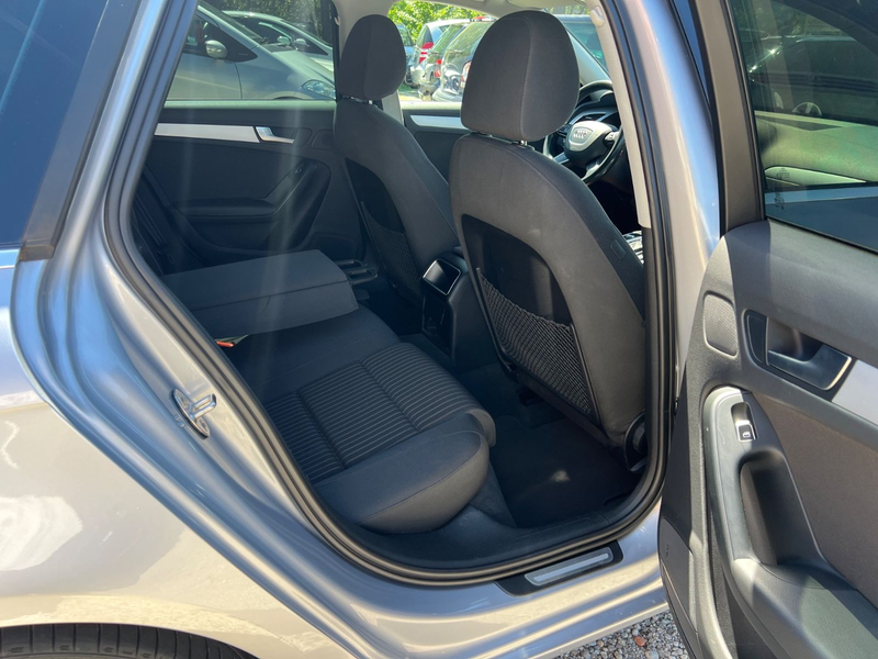 Audi A4 Avant Ambiente - TÜV NEU - AUTOMATIK -AHK — photo 15