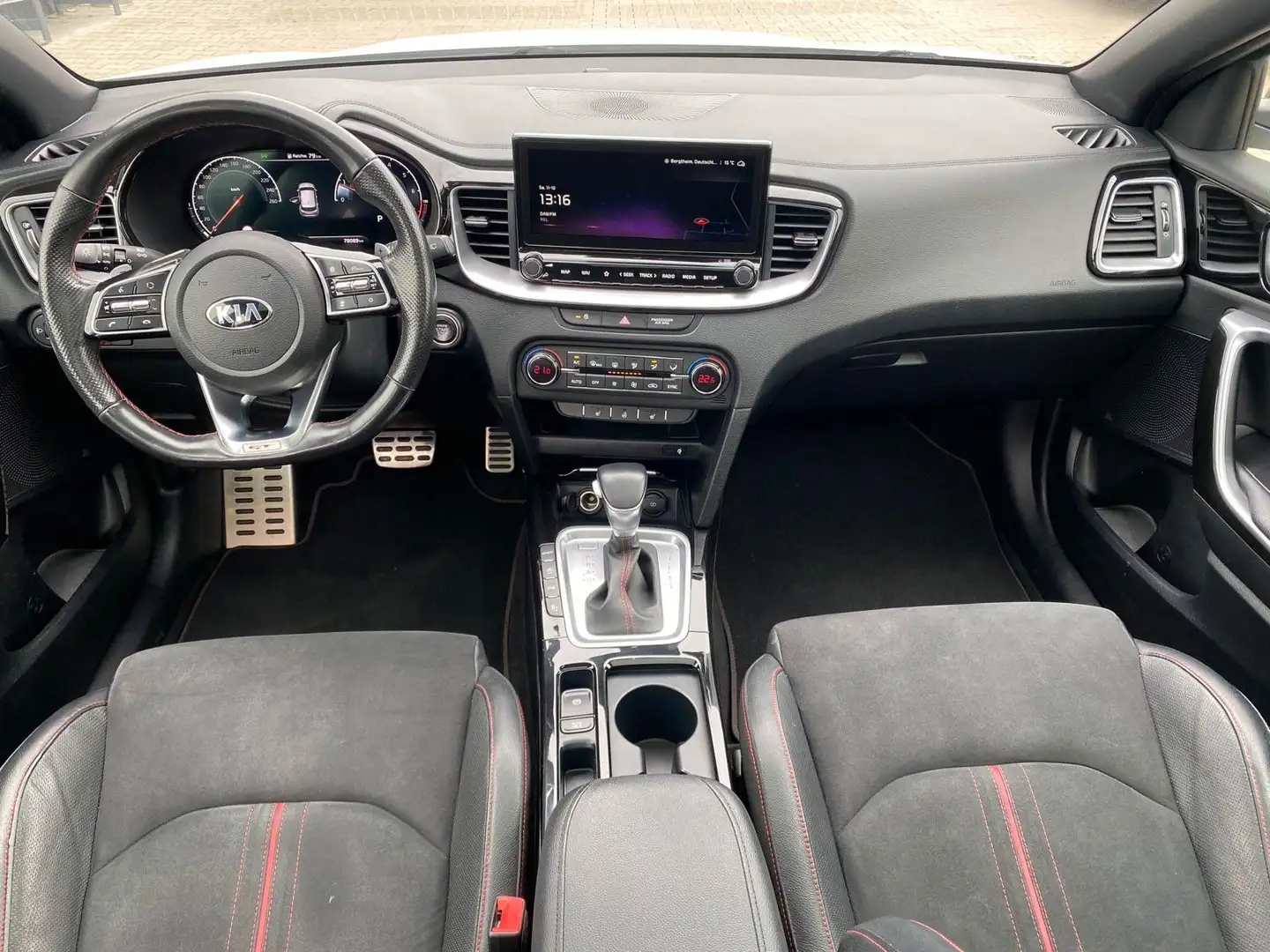 Kia Ceed / cee'd /GT/VOLL Weiß - 2