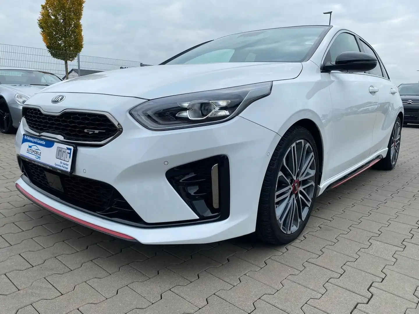 Kia Ceed / cee'd /GT/VOLL Weiß - 1