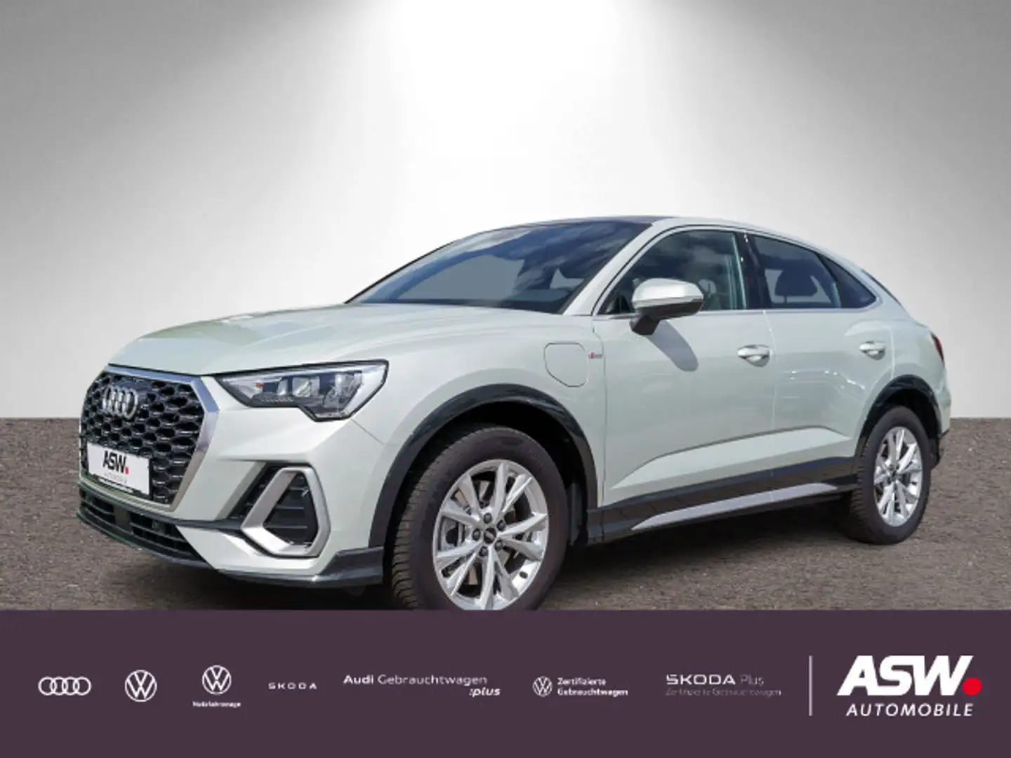 Audi Q3 S line 45TFSI e Stronic  Navi Pano Silber - 1