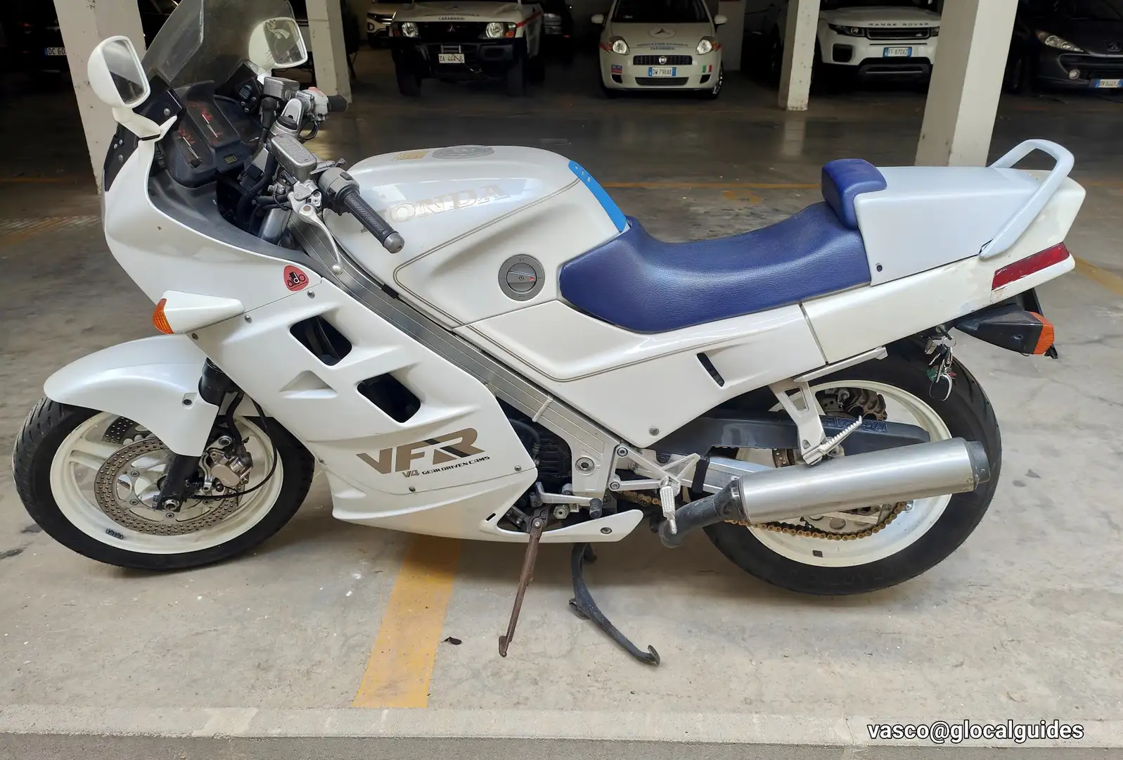 Honda VFR 750 Bílá - 1