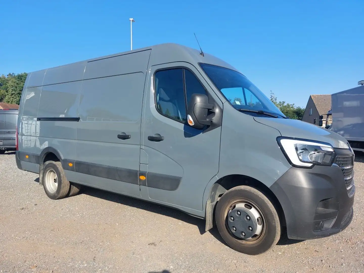 Renault Master L3H2 150pk 43000km (25000€+btw) Gris - 1